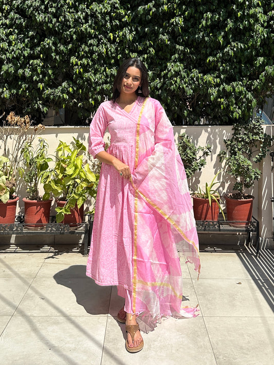 Ruhaniyat Anarkali Set