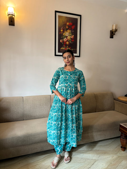 Firozi Bloom Kurta Set