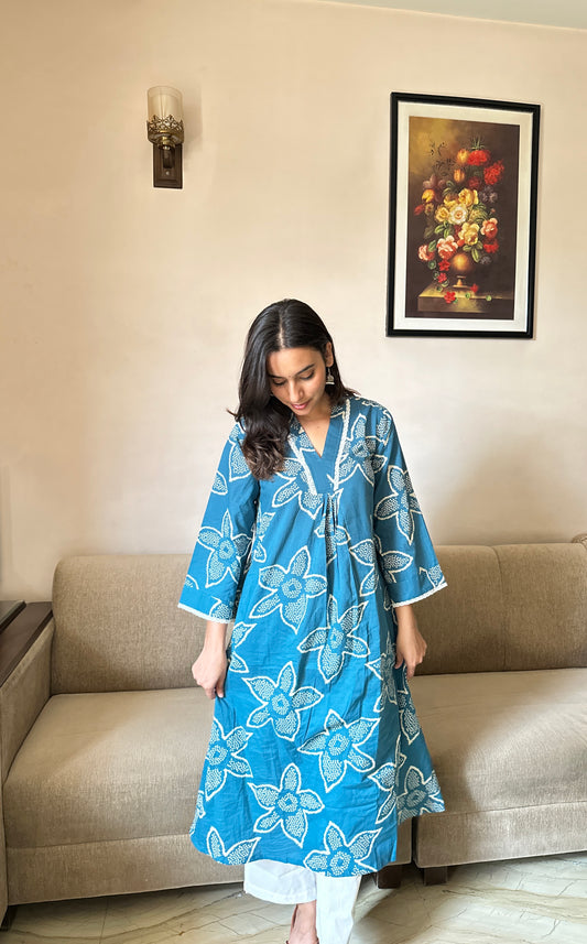 V Neck A-Line Blue & White Ethnic Coord Set- With Lace Detailing