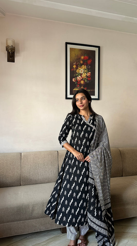 Ridhima Angrakha Suit Set