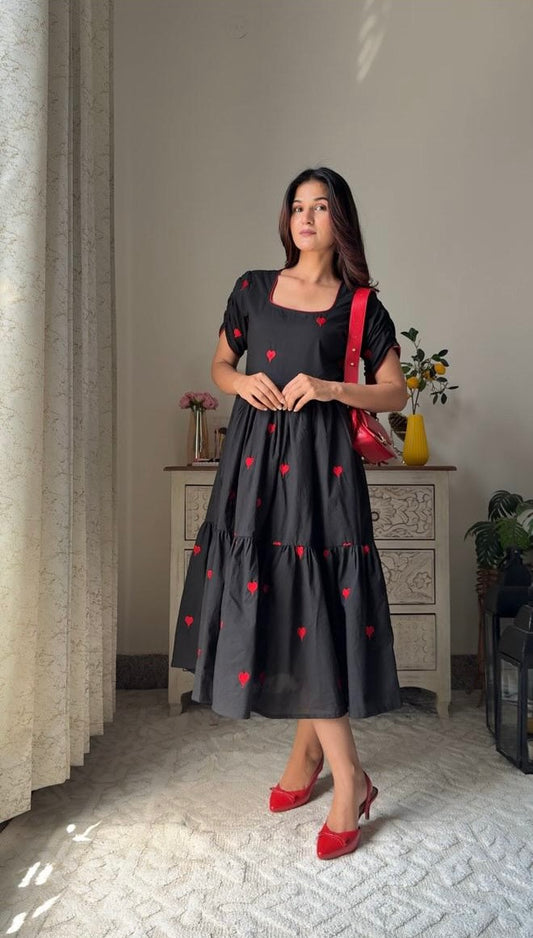 Gulabo Dilwali Black Dress