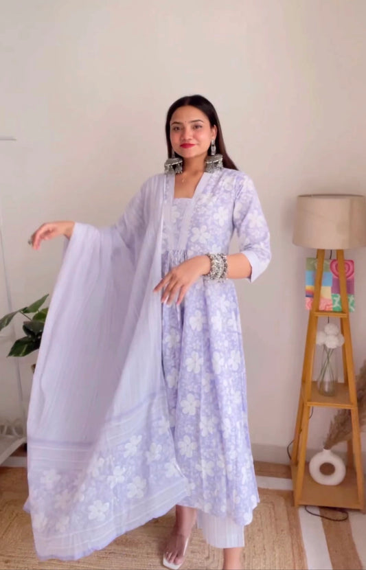Lavender Floral White V-Neck Dupatta Set