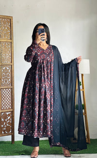 Reyya Black Gathered Sleeves Anarkali Set
