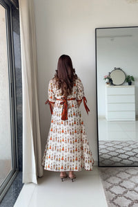 Folklore – Ivory folk-print dress
