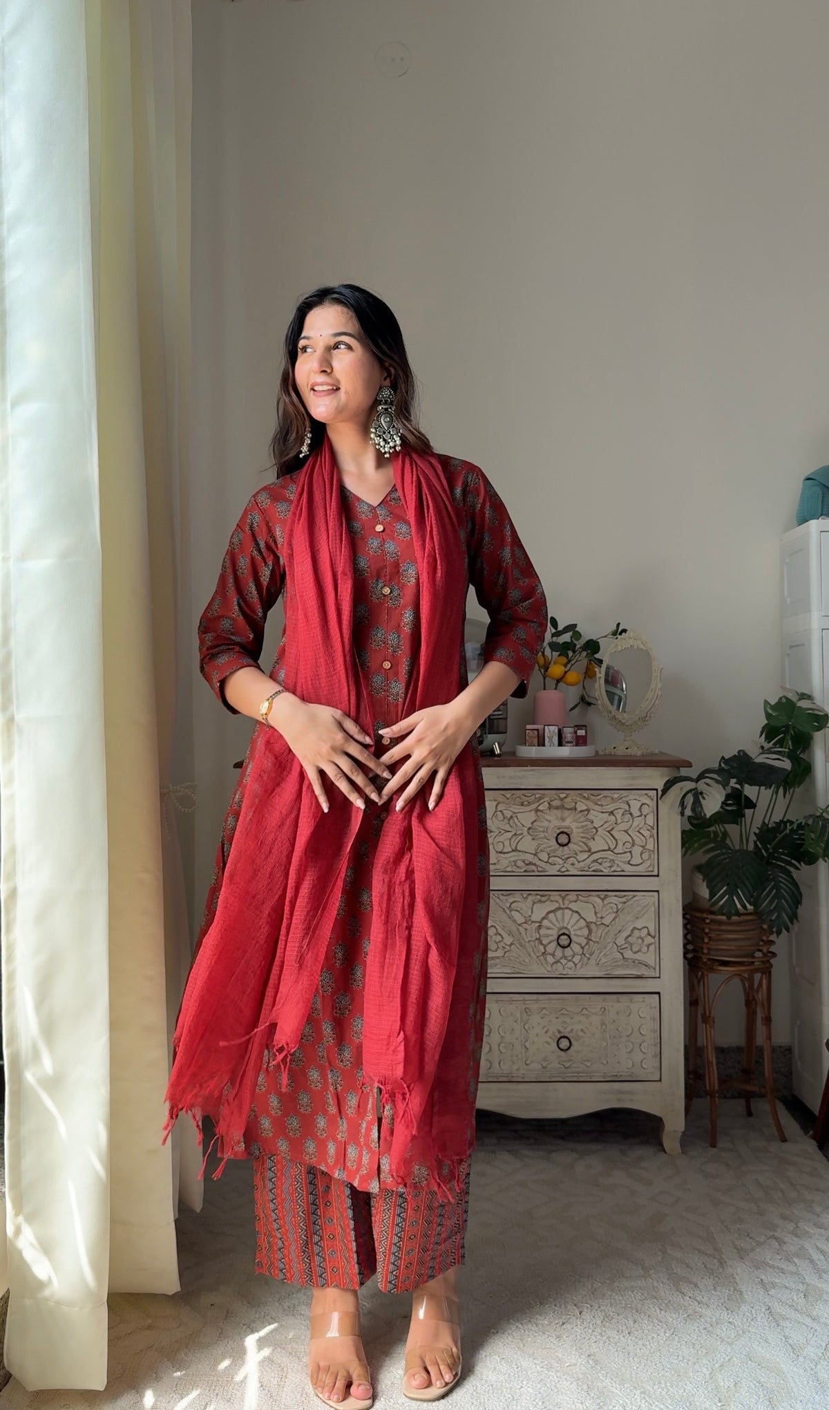 Aarohi Suit Set