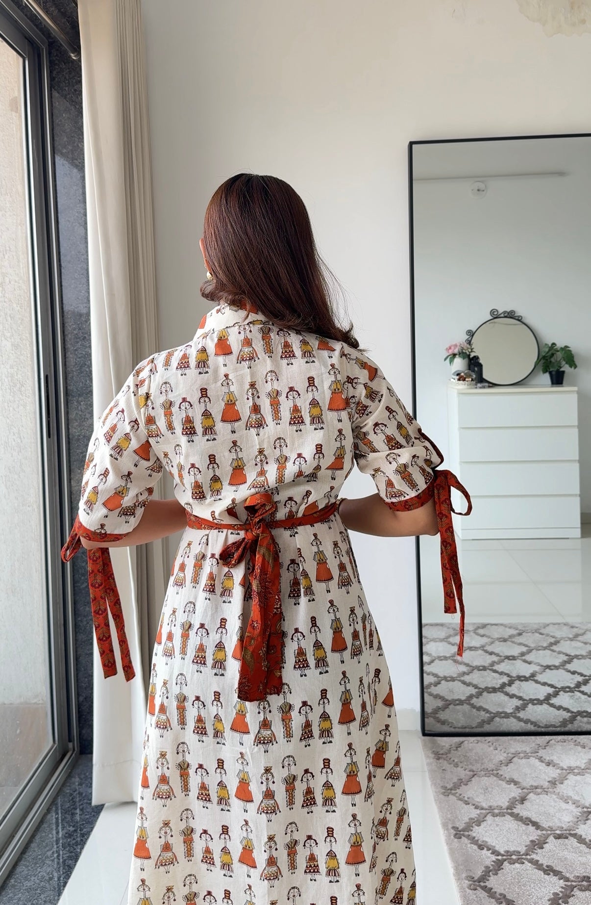Folklore – Ivory folk-print dress