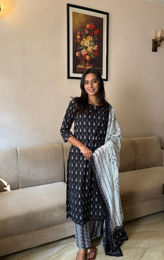 Eira Cotton Suit Set