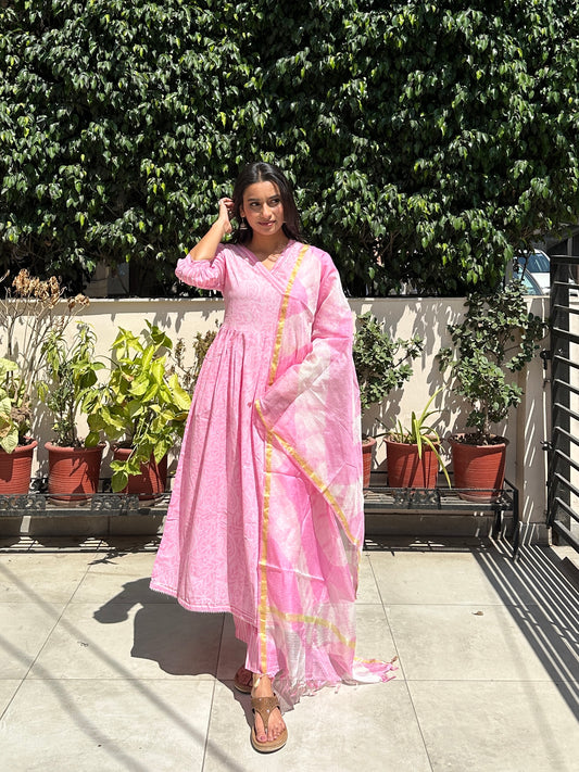 Ruhaniyat Anarkali Set