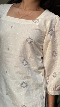 Saanvi Pure Cotton Ethnic Top