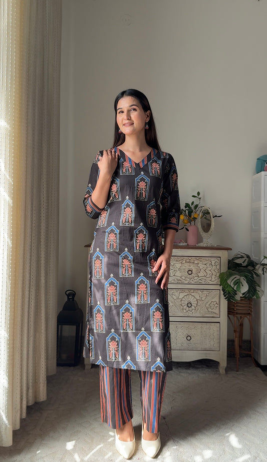 Midnight Jharokha Kurta Set