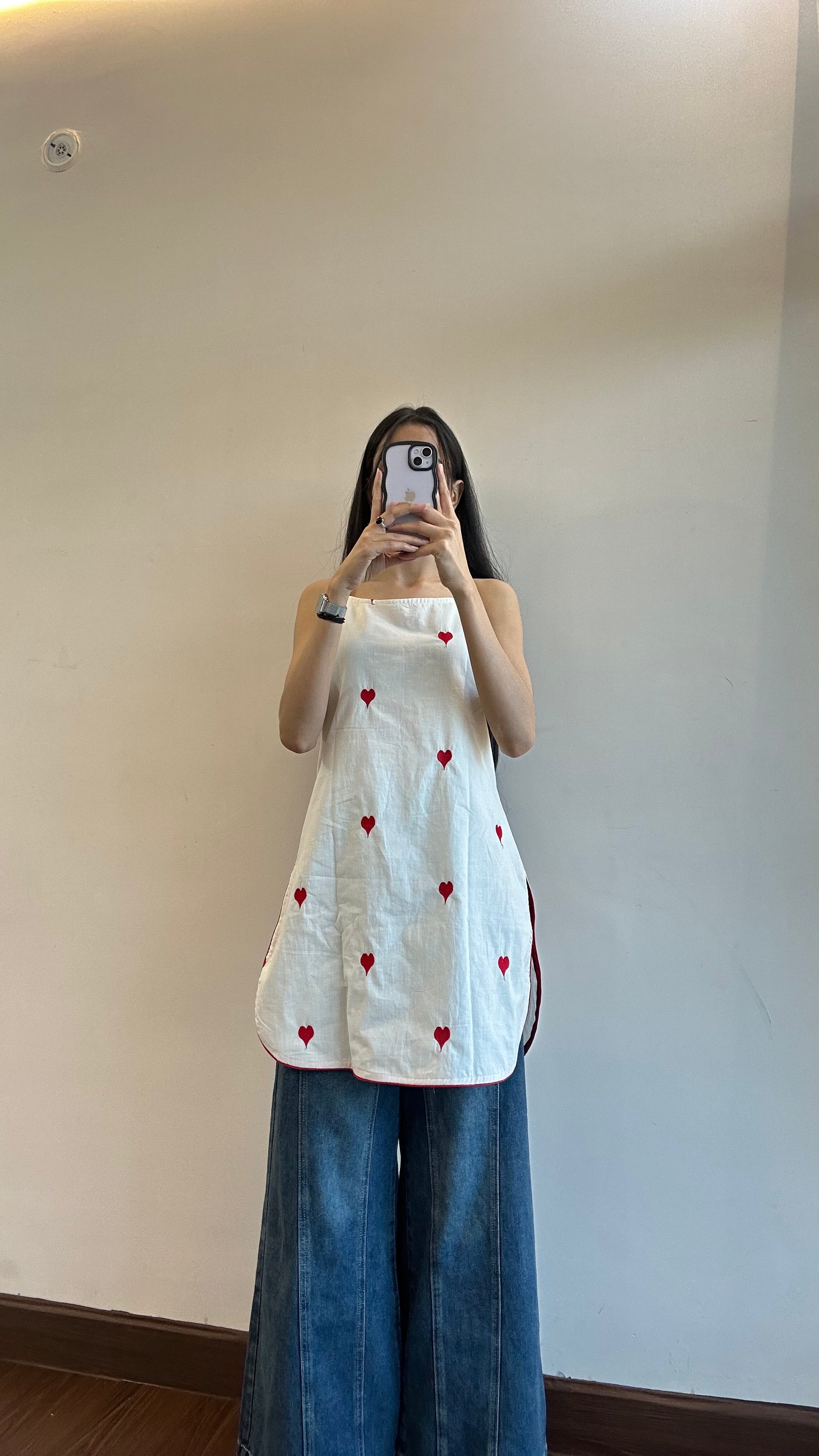 Ruhani Heart Printed Embroidery Sleeveless Top