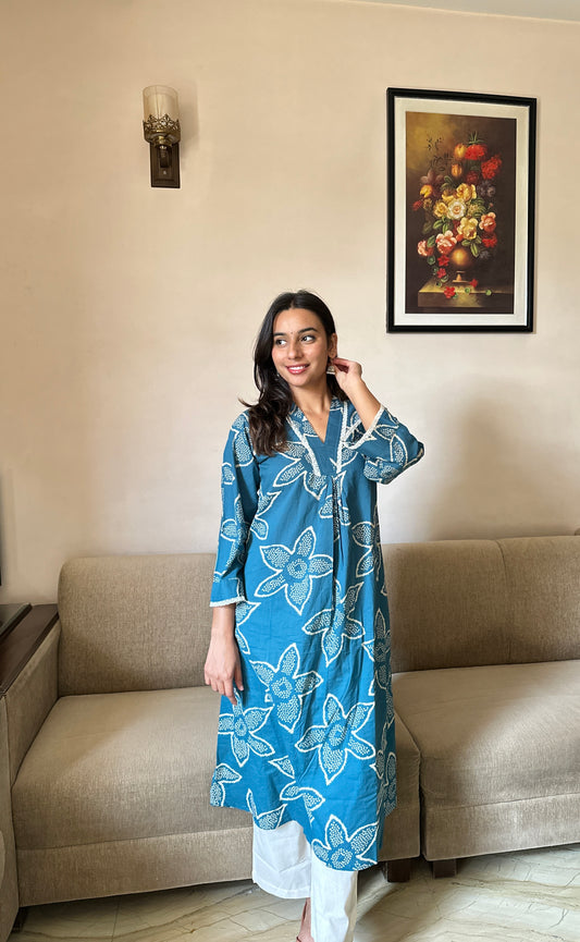 V Neck A-Line Blue & White Ethnic Coord Set- With Lace Detailing