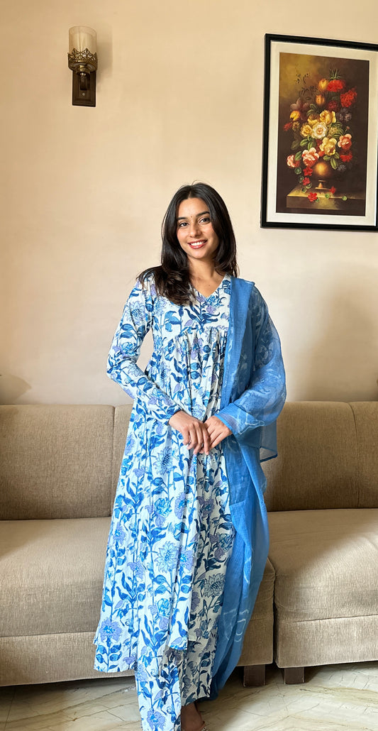 Kumud (कुमुद) Anarkali Blue & White Suit Set - Pure Cotton