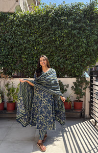 Aarzel Cotton Anarkali Set