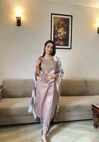 Dhriti Suit Set