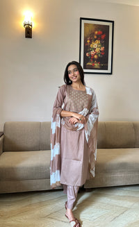 Dhriti Suit Set