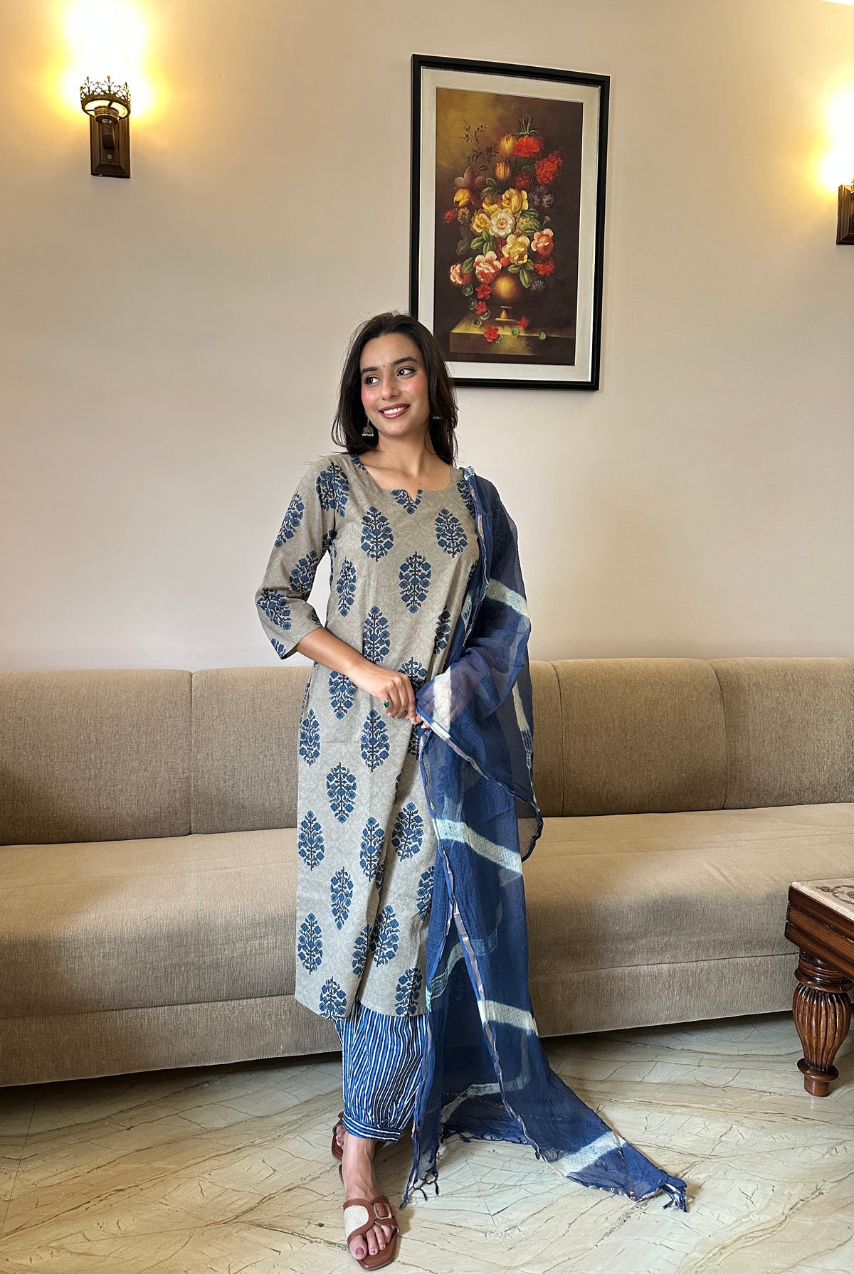 Vamika Suit Set