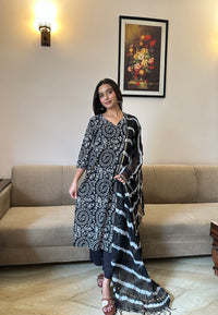 Dhriti Suit Set Suit Set