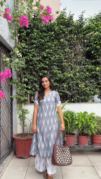 Shvet Ikat Grey Cotton Kurta Set