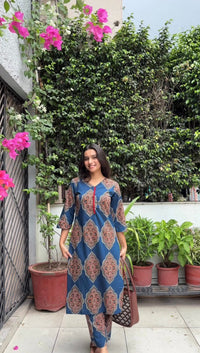 Gulzar Mughal Print Cotton Kurta Set