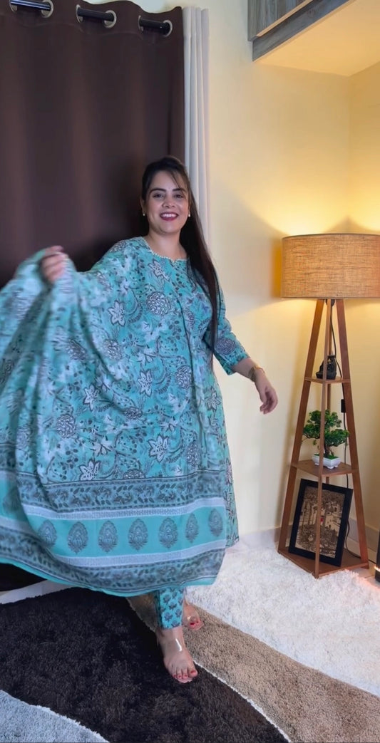 Green beaded border Pure Cotton Suit set