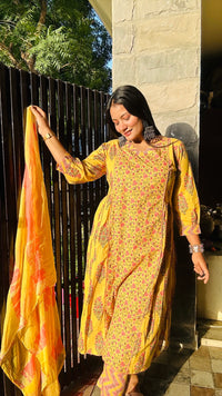 Yellow & Pink A-line Pure Cotton Suit Set