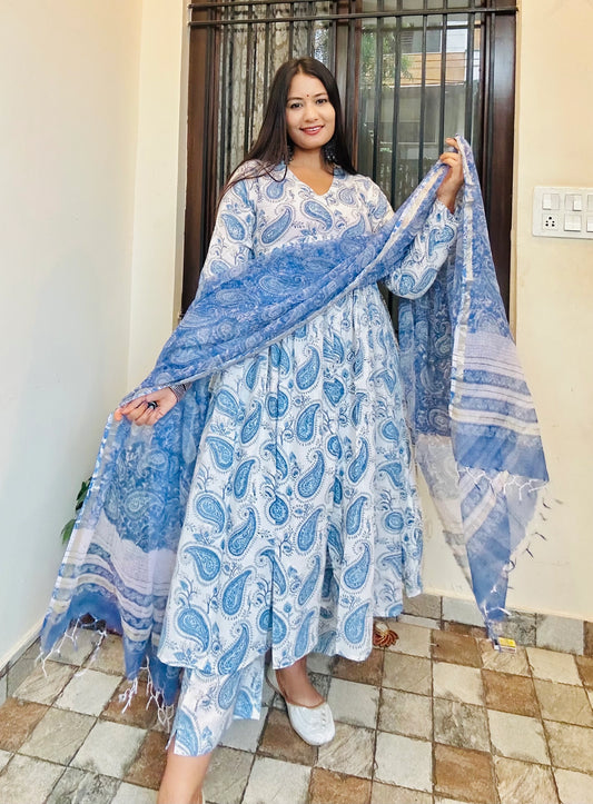 Blue & White Gher Suit Set