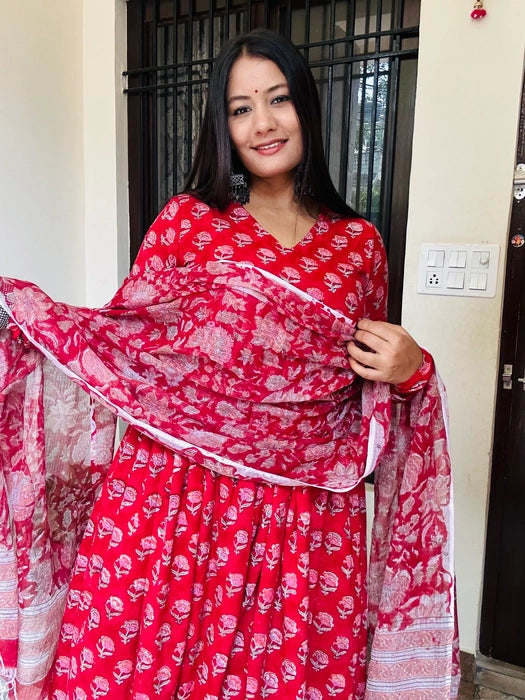 Gulabo Small Booti Pure Cotton Anarkali Gher Suit Set