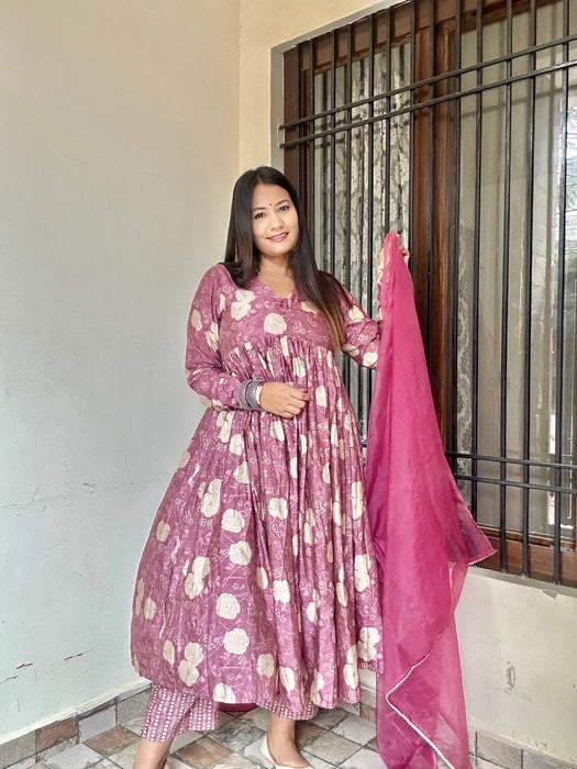 Falak Gher Pink Muslin Suit With Matching Organza Dupatta