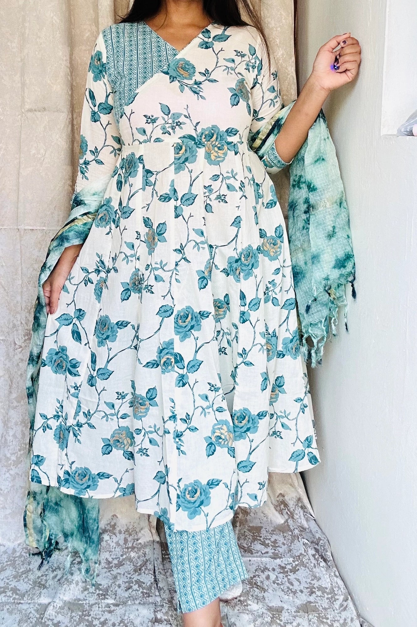 Mandakini Green & White Floral Suit Set